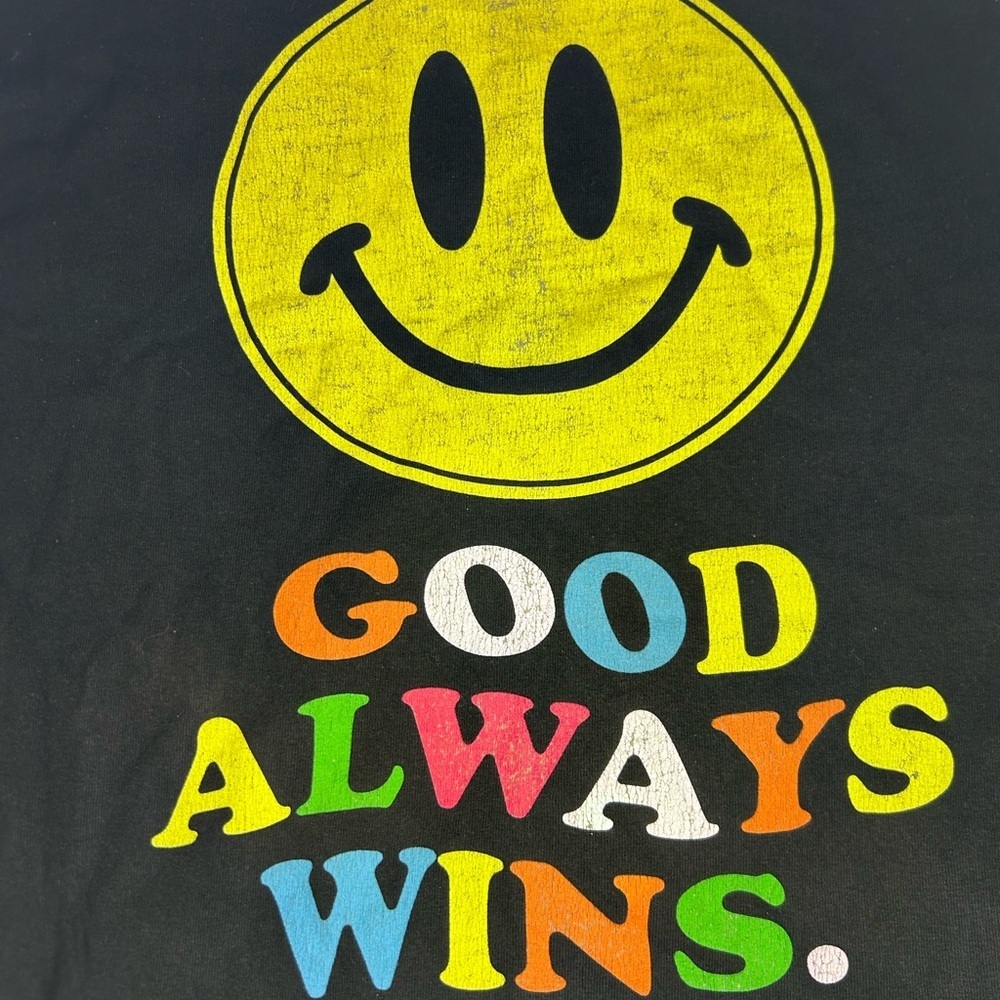 Good Always Wins Smiley Face T-Shirt Black | XL | Retro Neon Graphic | 🇺🇸‎ - Picture 3 of 5